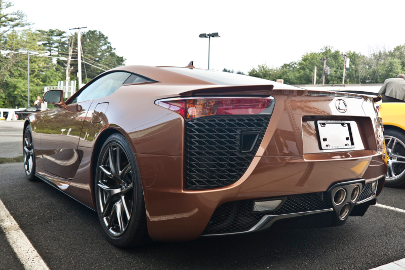 Illustration for article titled This is one brown Lexus LFA